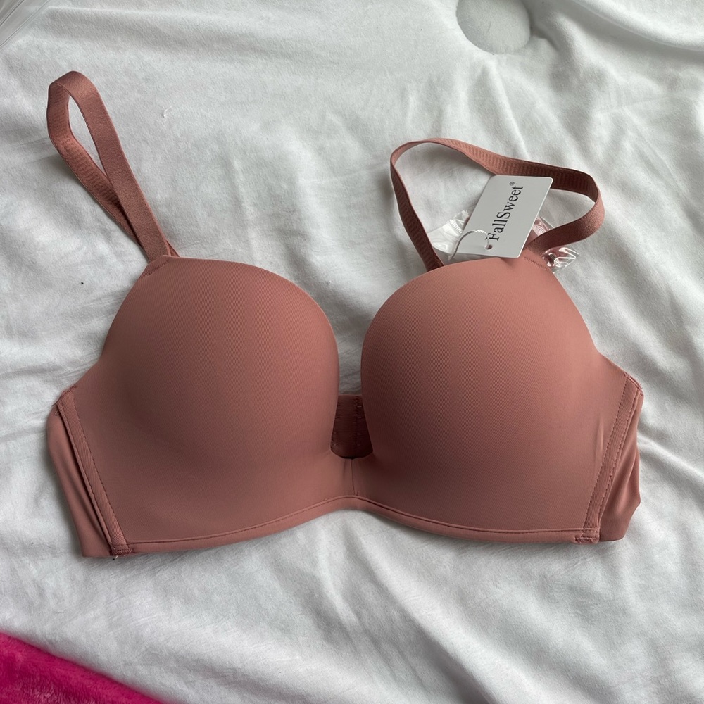 t shirt bra